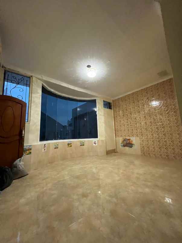 dijual rumah villa bukit indah pakuwon