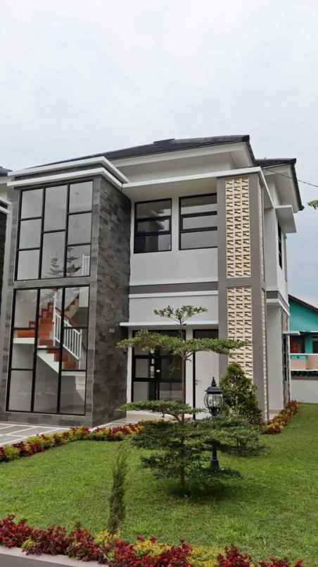 dijual rumah villa di manoko lembang bandung