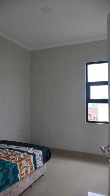 dijual rumah villa di manoko lembang bandung