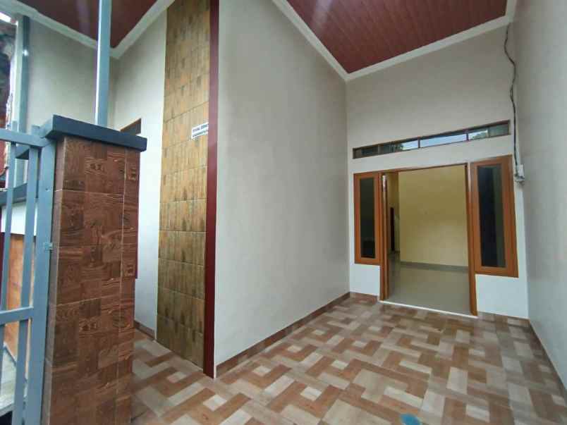 dijual rumah villa gading harapan 3