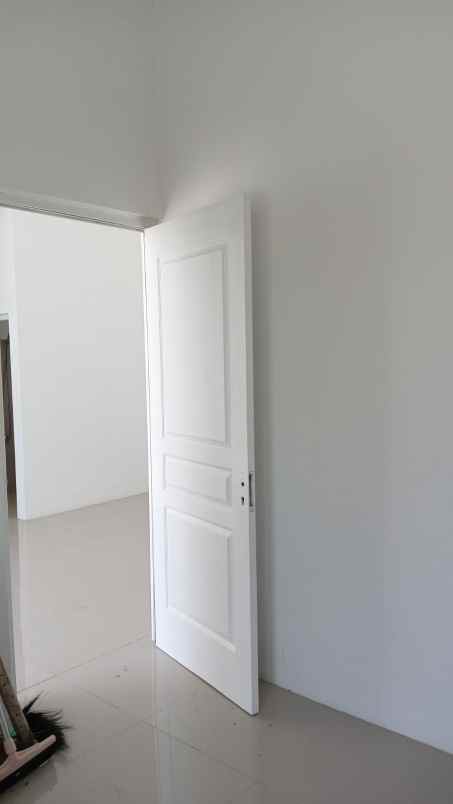 dijual rumah wates ngaliyan