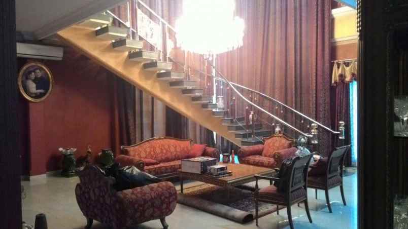 dijual rumah wijaya timur raya