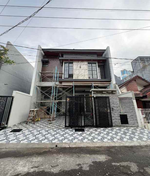 dijual rumah wisma pernai