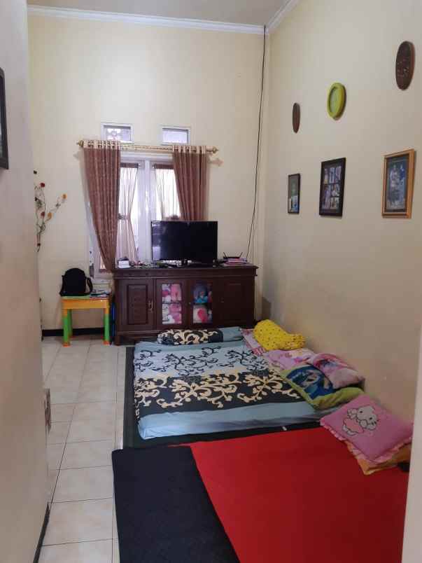 dijual siap huni rumah minimalis di janti kota malang