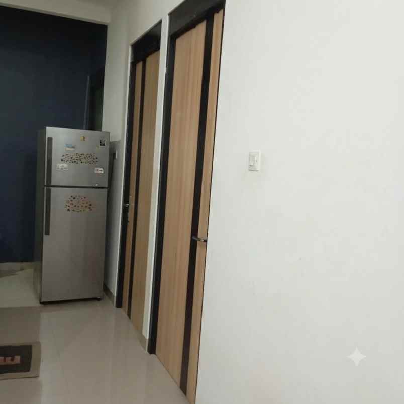 dijual take over rumah komersial di cilengsi