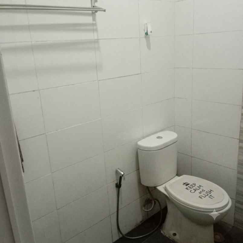 dijual take over rumah komersial di cilengsi