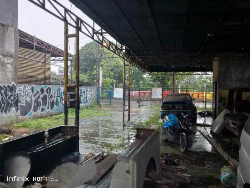 dijual tanah beserta rumah di pancoran mas depok