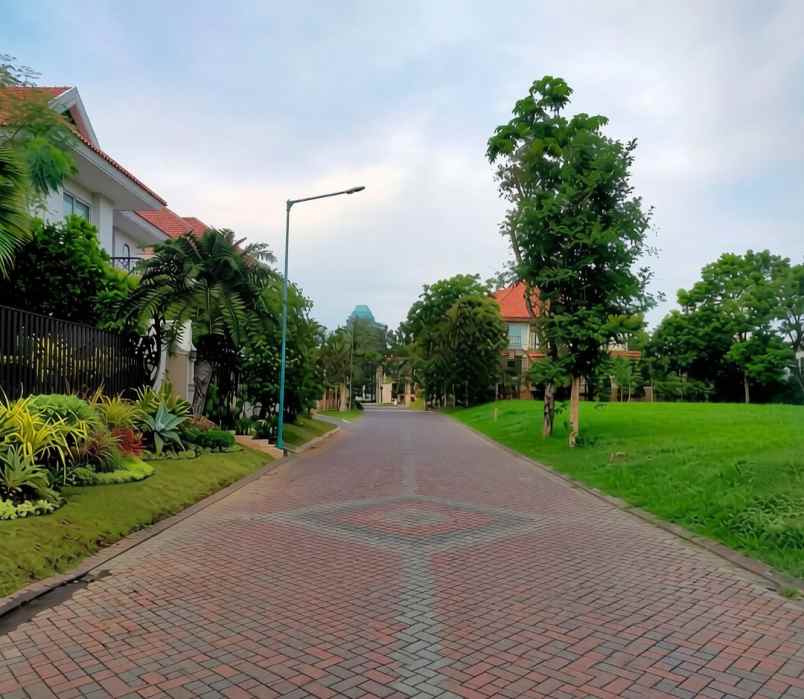 dijual tanah graha famili