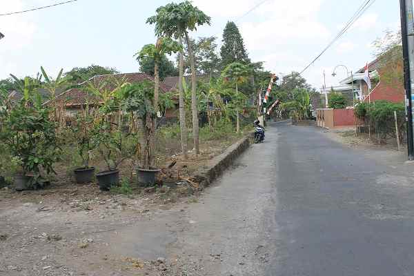 dijual tanah jl sidokerto purwomartani