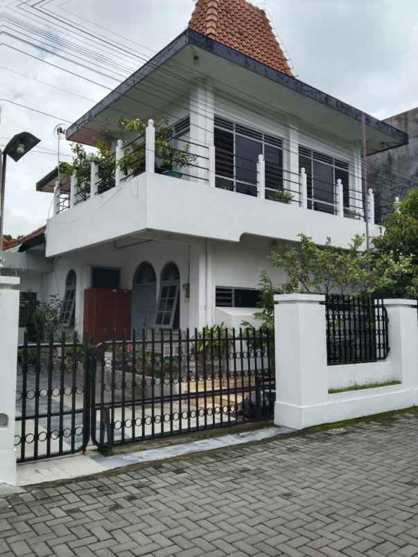 dijual tanah luas bonus bangunan