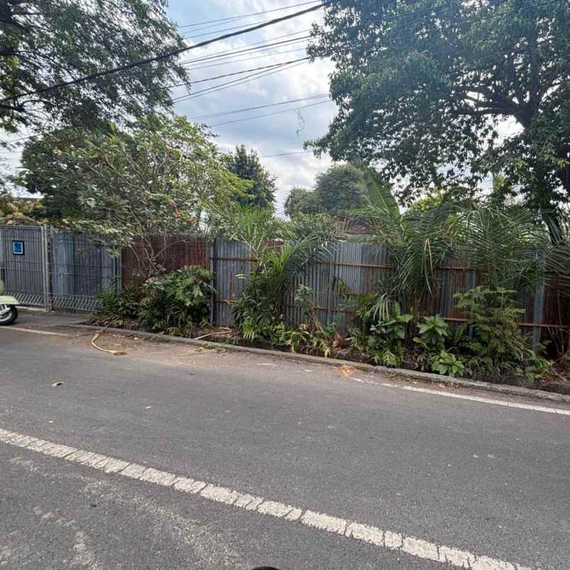 dijual tanah teuku umar barat