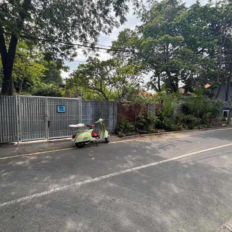 dijual tanah teuku umar barat
