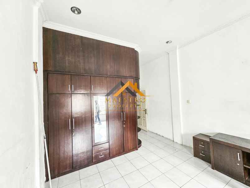 dijual townhouse siap huni komplek mulia residence