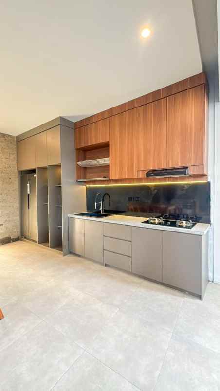 dijual villa cepaka munggu