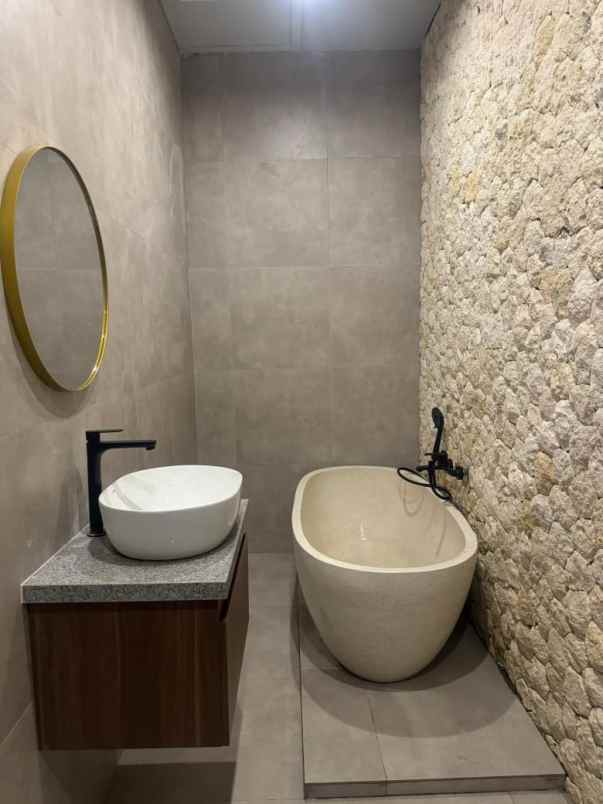 dijual villa cepaka munggu