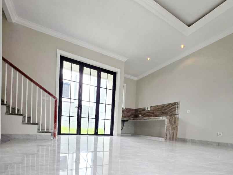 dijual villa komp citraland gama city