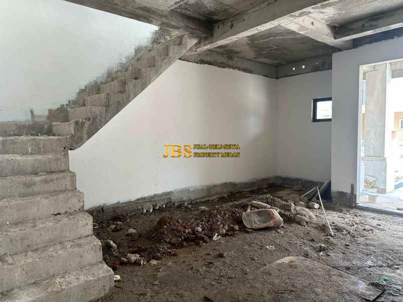 dijual villa komplek jewel garden jalan