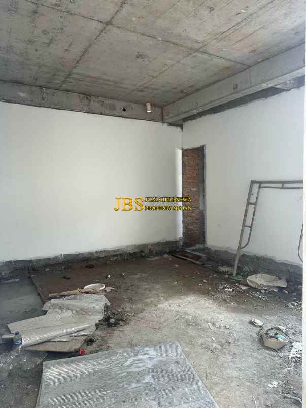 dijual villa komplek jewel garden jalan