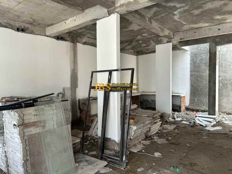 dijual villa komplek jewel garden jalan