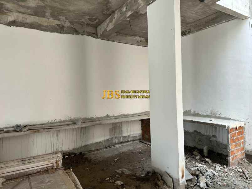 dijual villa komplek jewel garden jalan