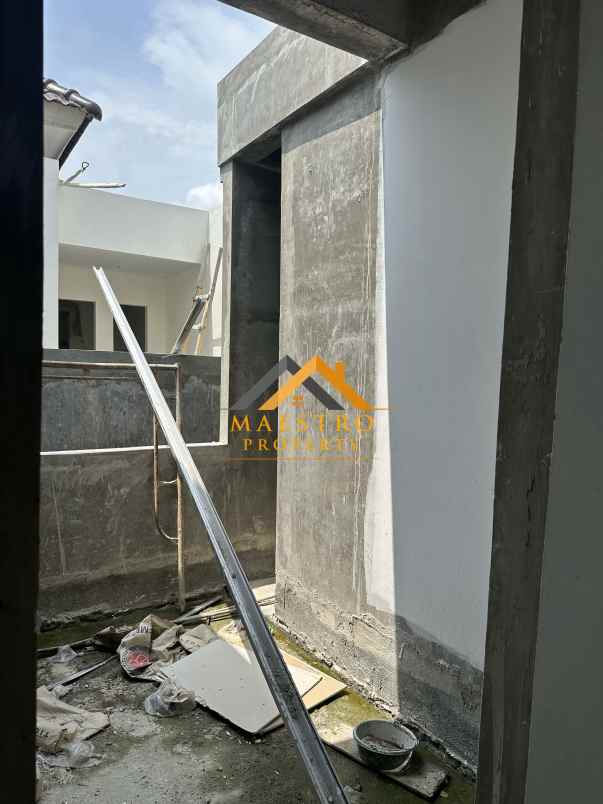 dijual villa komplek jewel garden jalan