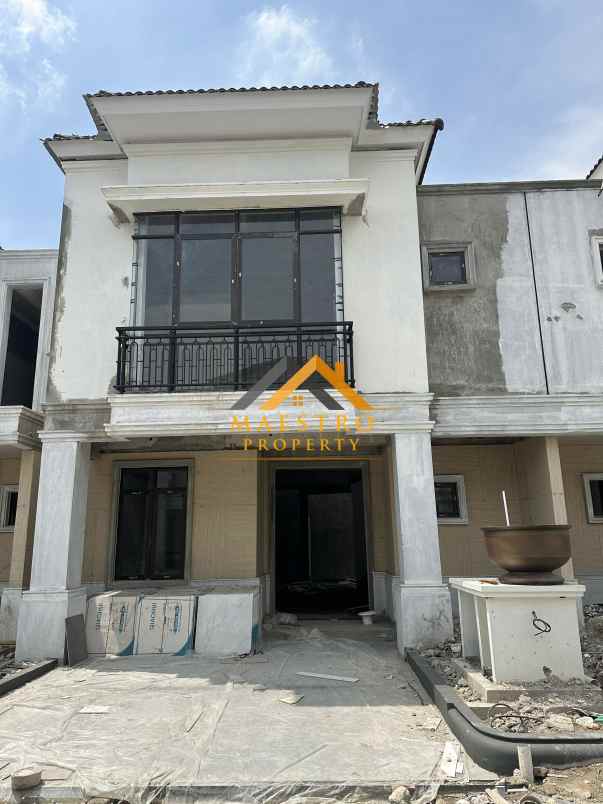 dijual villa komplek jewel garden jalan