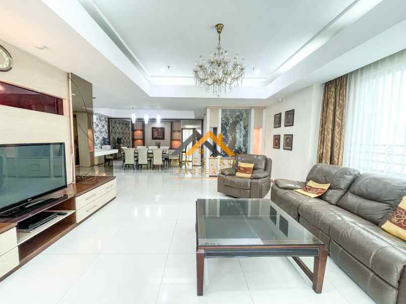 disewakan apartemen cambridge condominium