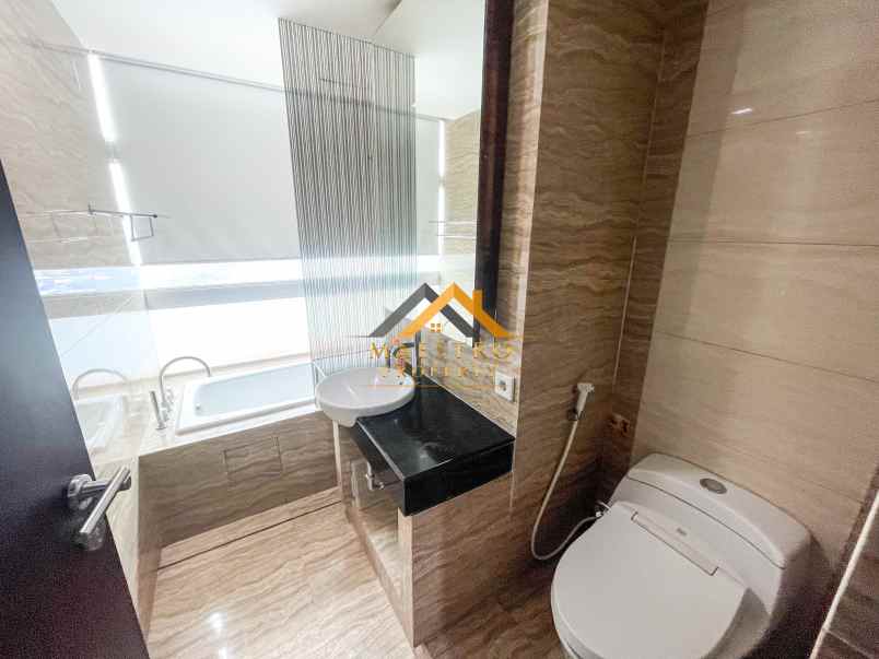 disewakan apartemen cambridge condominium