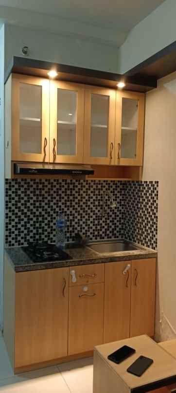 disewakan apartemen green pramuka city tower scarlet