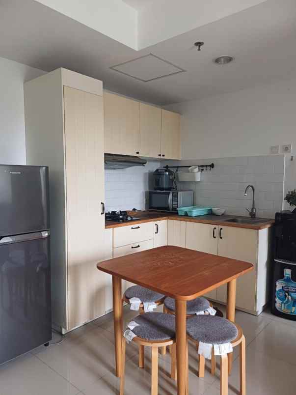 disewakan apartemen mewah trivium lippo cikarang