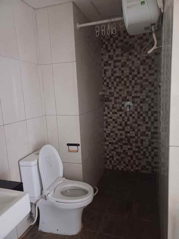 disewakan apartemen mewah trivium lippo cikarang