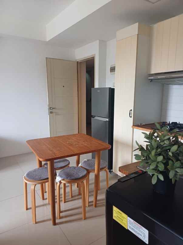 disewakan apartemen mewah trivium lippo cikarang