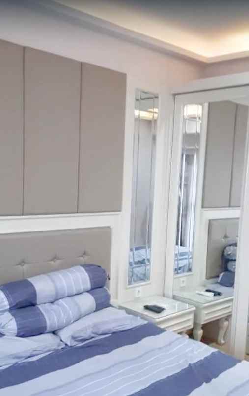 disewakan apartemen the peak lantai 20 surabaya