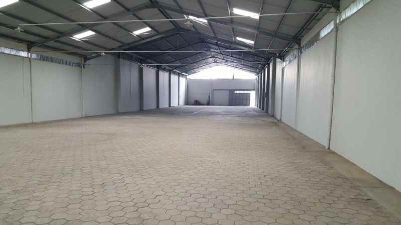 disewakan gudang di kudus