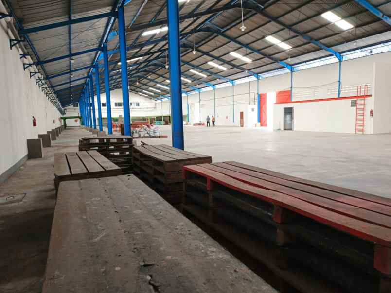 disewakan gudang margomulyo indah