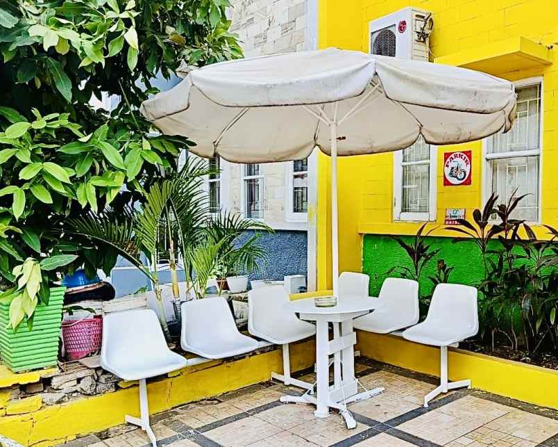 disewakan kost jl pavilion blok c4 no 7