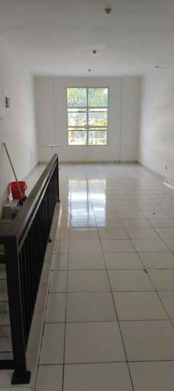 disewakan ruko 2 lantai di pondok kelapa jakarta timur
