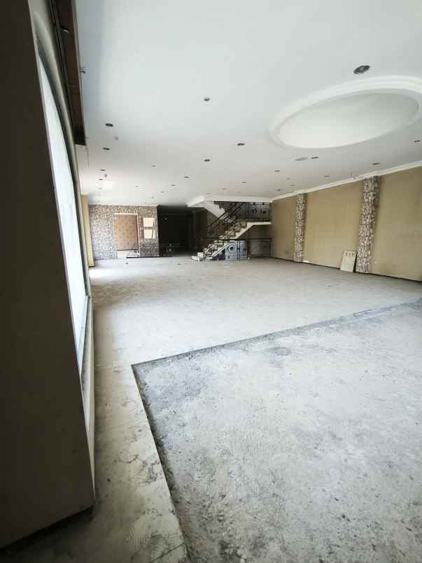 disewakan ruko gudang kantor jalan ma