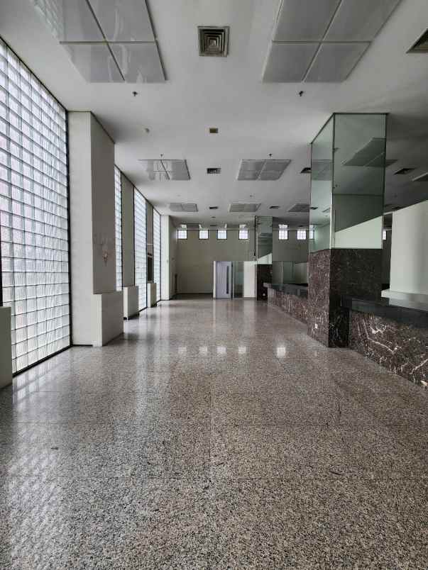 disewakan ruko gudang kantor kebon sirih kec menteng