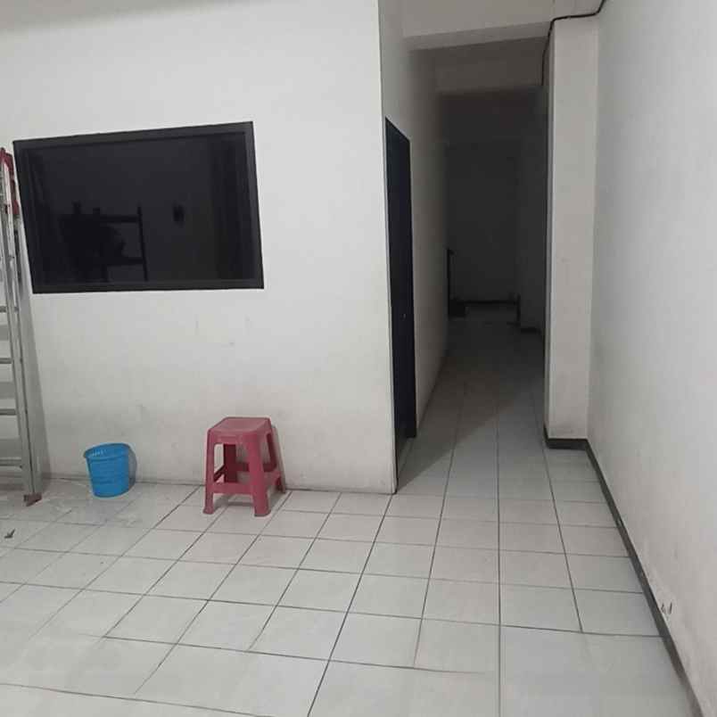 disewakan ruko gudang kantor kramat wiyung