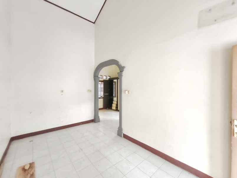 disewakan rumah 1 tingkat komplek cemara asri