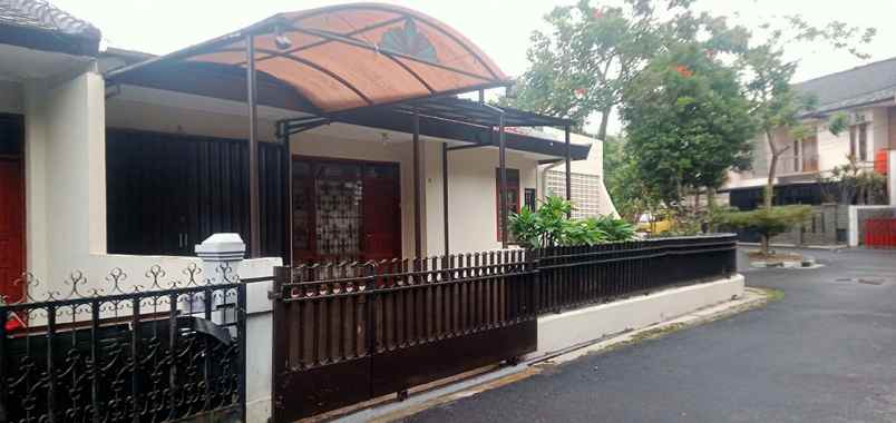 disewakan rumah arcamanik