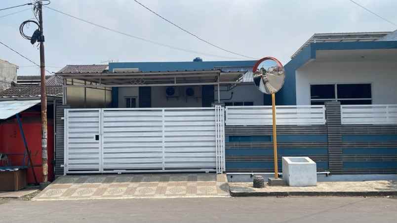 disewakan rumah cempaka arum