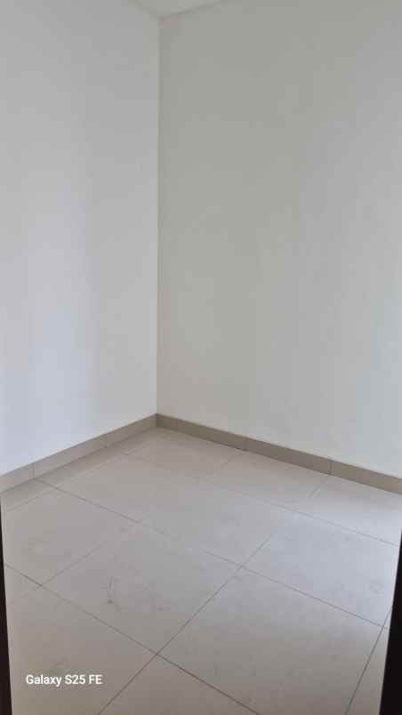 disewakan rumah cluster mahakam jakarta