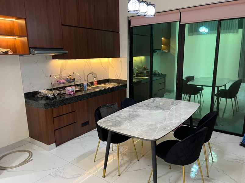disewakan rumah cluster semayang asya jgc