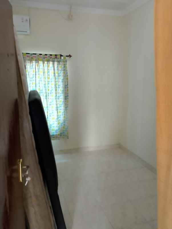 disewakan rumah condong catur