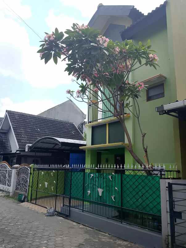 disewakan rumah condong catur