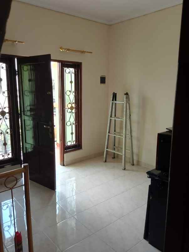 disewakan rumah condong catur