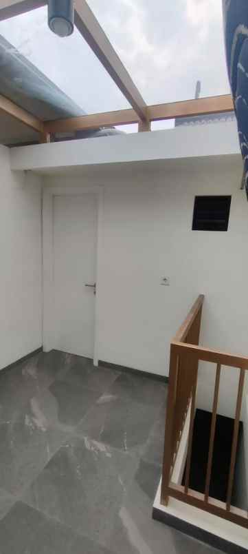 disewakan rumah karang tengah