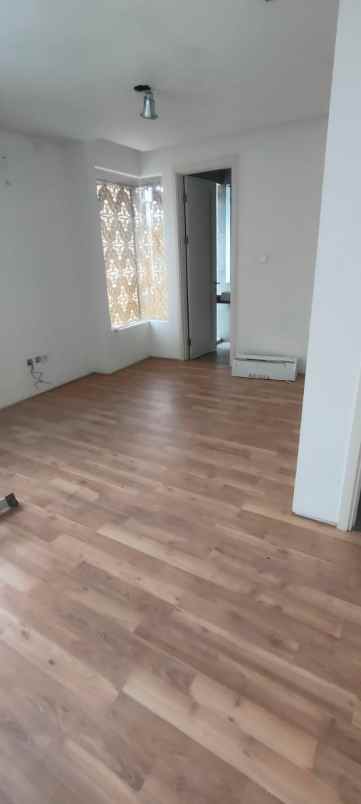 disewakan rumah karang tengah